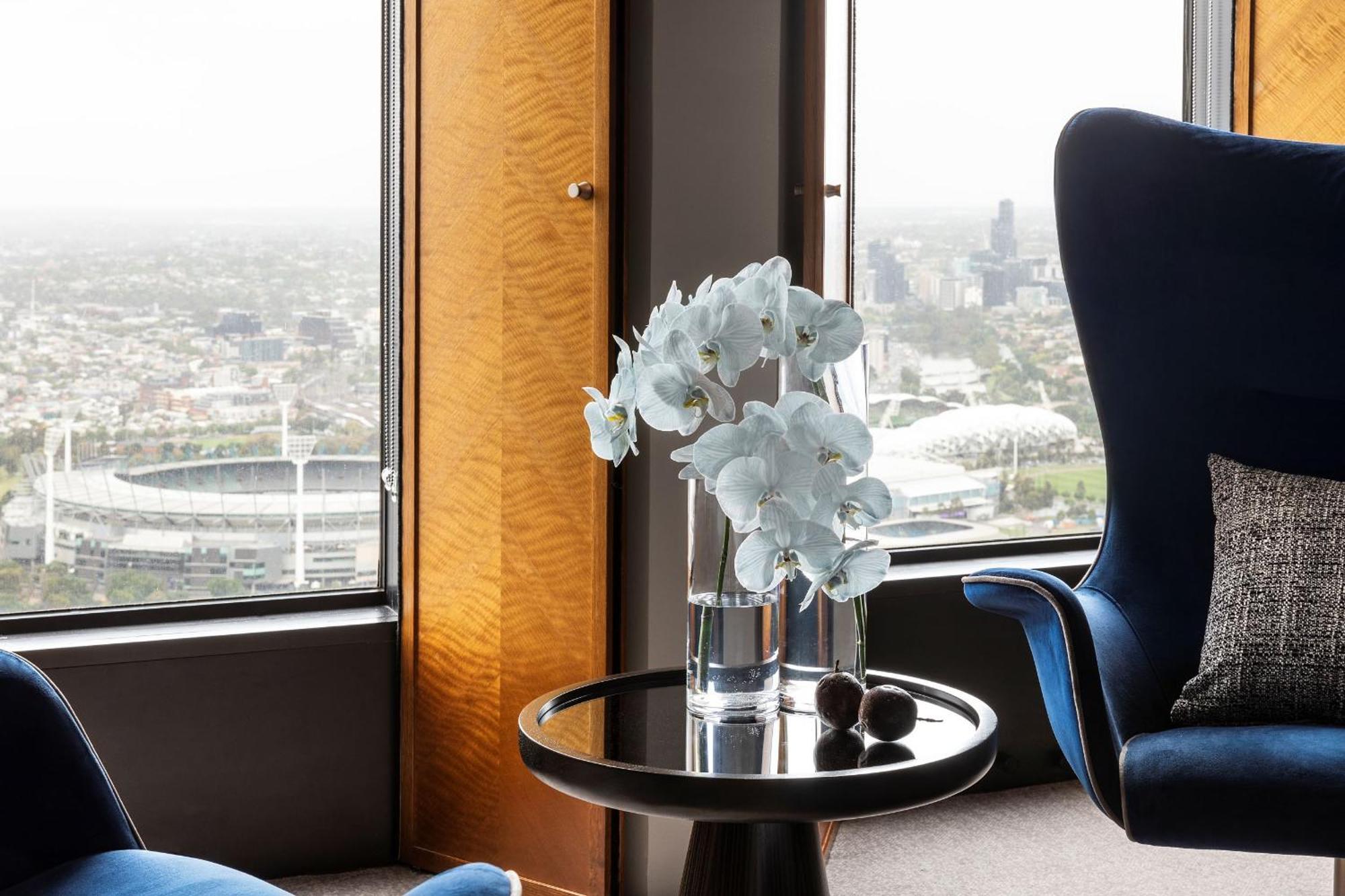 Sofitel Melbourne On Collins Hotel Eksteriør billede A view from a suite at the West Hollywood Edition